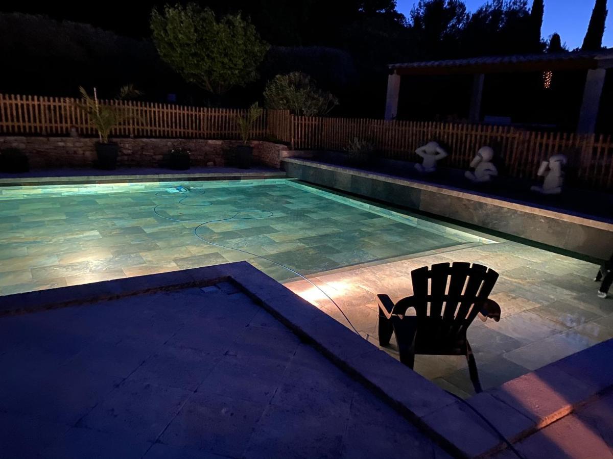 Bed and Breakfast Hestia Robion en Luberon Екстер'єр фото