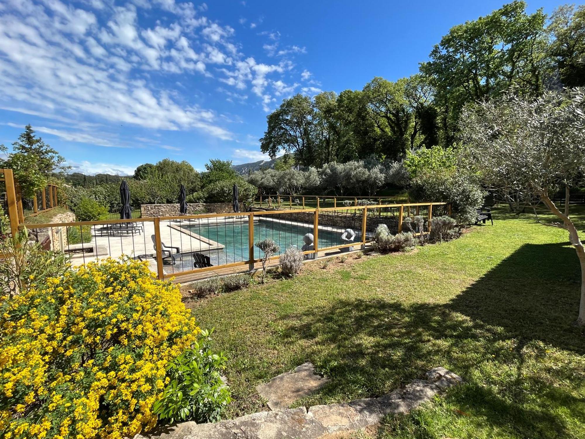 Bed and Breakfast Hestia Robion en Luberon Екстер'єр фото